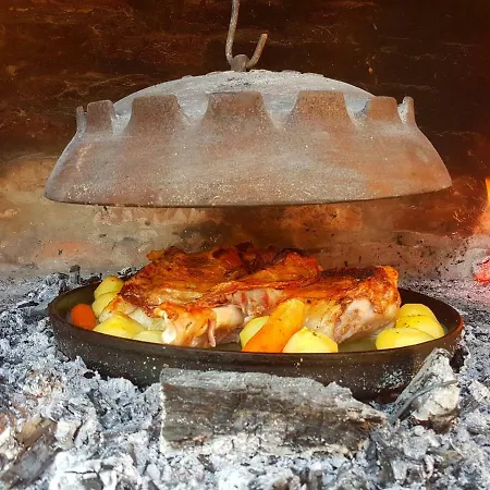 Aralica Parasztház Siklós